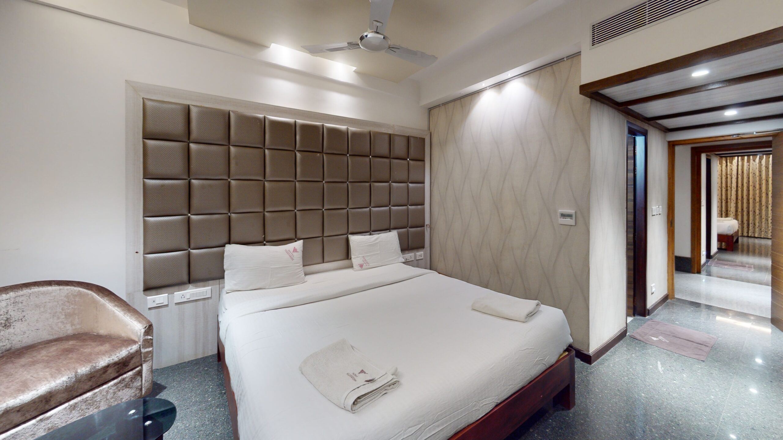 HOTEL-VIJAYARANI-Bedroom(11)